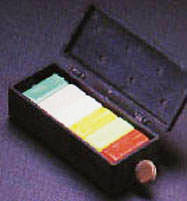 Коробка с цветными брусками