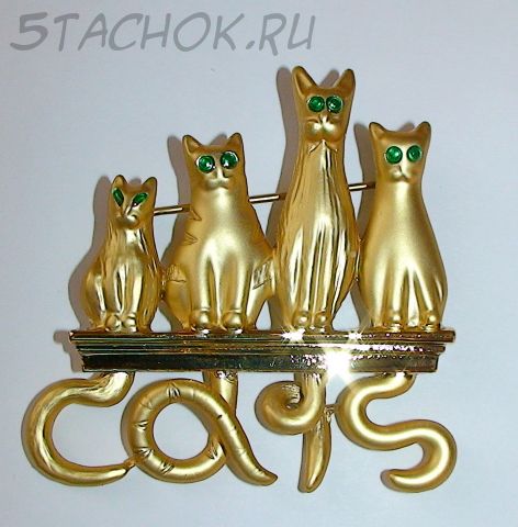 Брошь "Квартет котов с хвостами CATS" под золото