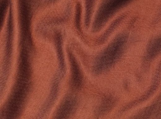 Шёлковый шарф цвета молочного шоколада, 1450 руб.
