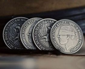 Antique Silver Finish Coins 1902 (3 см)