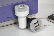 Зарядное устройство в прикуриватель с двумя USB разъемами