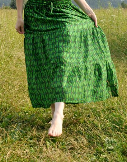 Длинная ярко-зеленая юбка в пол, Индия