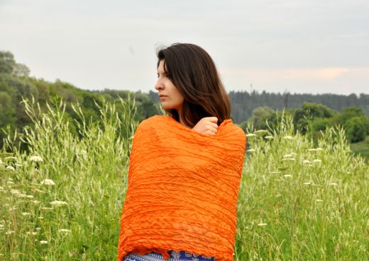 Оранжевый шарф из натурального шелка, купить за 1000 руб.