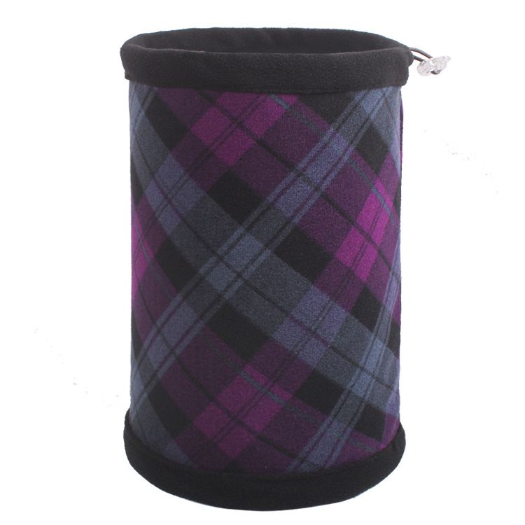 Шапка-шарф в шотландскую клетку