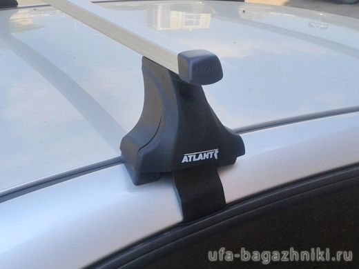 Багажник на крышу Hyundai Solaris sedan, Атлант, прямоугольные дуги, опора Е