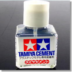 Клей Tamiya Cement 40мл.