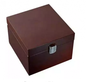 Подарочный короб деревянный для танкарда