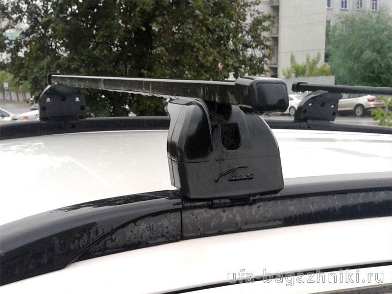 Багажник на крышу Mitsubishi ASX, Lux, стальные прямоугольные дуги на интегрированные рейлинги