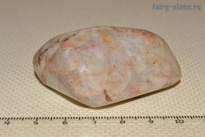 Лунный камень (адуляр, ортоклаз, полевой шпат)