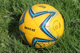 Мяч футзальный DEFEAT Futsal Approved №4