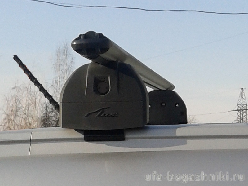Багажник на крышу Chery Tiggo 5 2016-..., Lux, аэродинамические дуги (53 мм) на интегрированные рейлинги