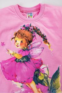 Девочка фея на розовой футболке