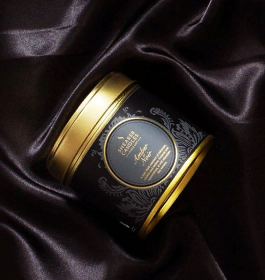 Шотландская ароматическая свеча "Абмра Нуар" в оловянной тубе AMBER NOIR LARGE CANDLE TIN