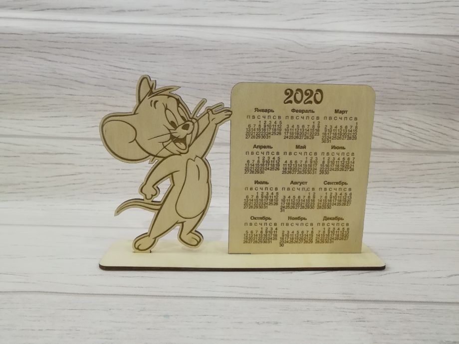 Календарь из фанеры с мышкой Джерри