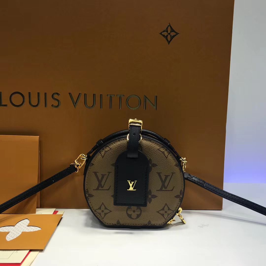 Louis Vuitton Mini Boite Chapeaux 13 cm