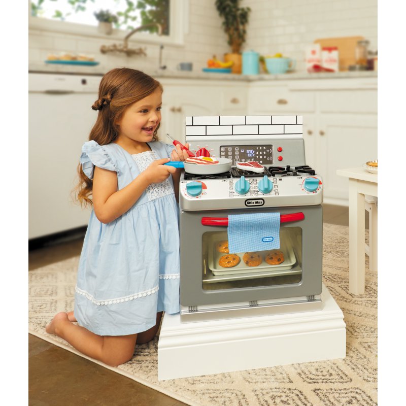 Кухонная плита Little Tikes First Interactive Cooker 651403