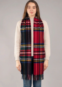 Большой теплый шотландский шарф 100% шерсть ягнёнка. Дарвин "Черный Стюарт и Королевский Стюарт" DARWIN BLACK/ROYAL STEWART LUXURY OVERSIZED LAMBSWOOL SCARF плотность 6.