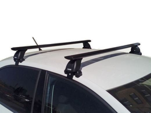 Багажник на крышу Skoda Superb B8 (2015-...), Lux, черные крыловидные дуги
