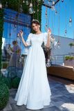 Лаконичное свадебное платье с приталенным силуэтом из белоснежного атласа Арт.098