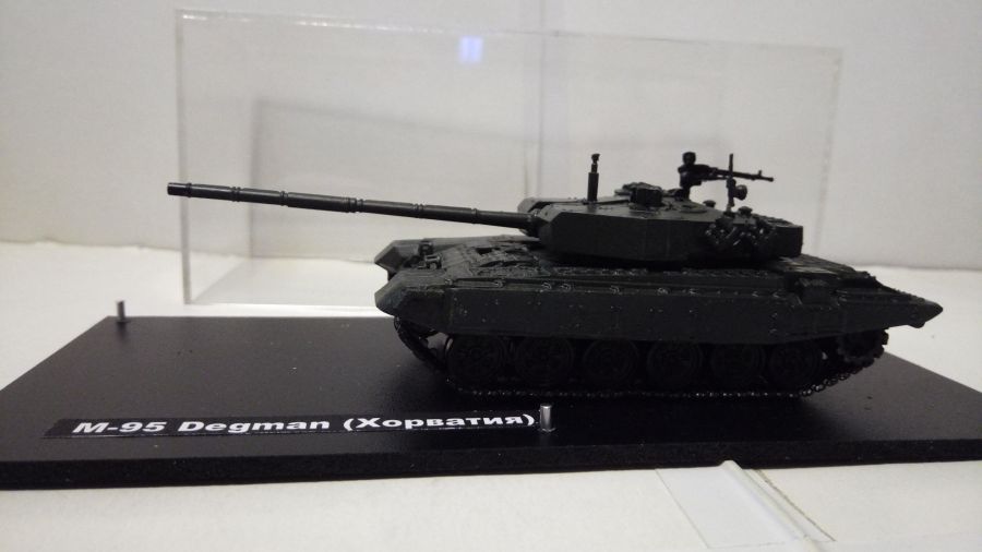 Хорватский танк M95 Degman  (1/72) смола
