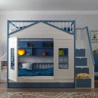 Кровать двухъярусная Домик Fantasy Шале, любые цвета и размеры