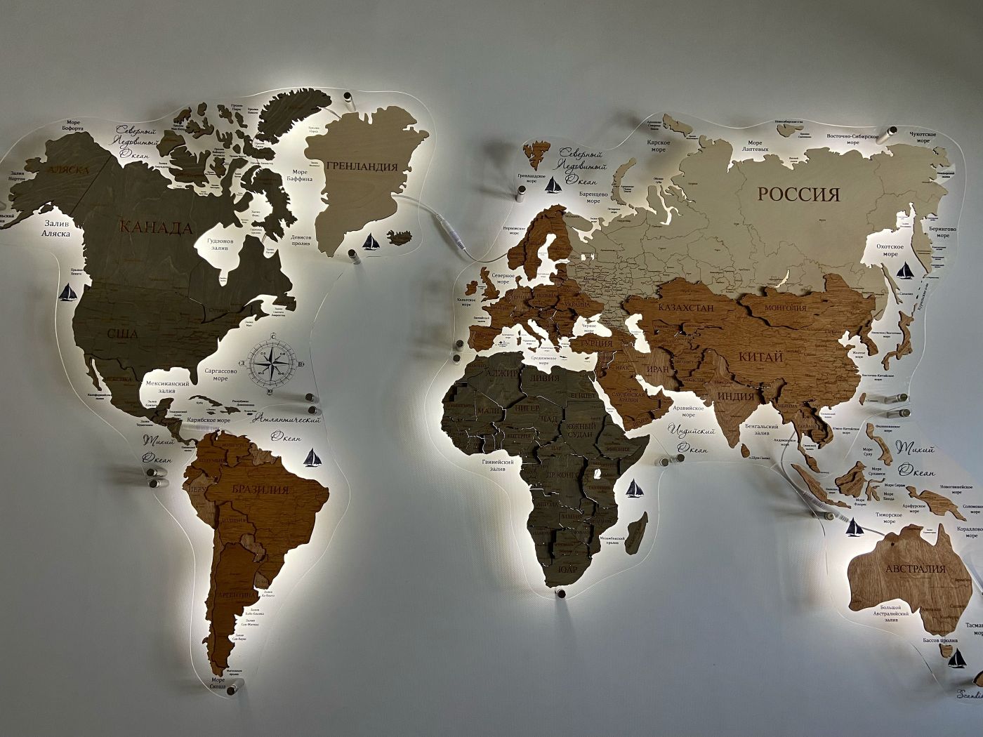 Подсветка ПРОВОДНАЯ (от розетки) для карты мира
