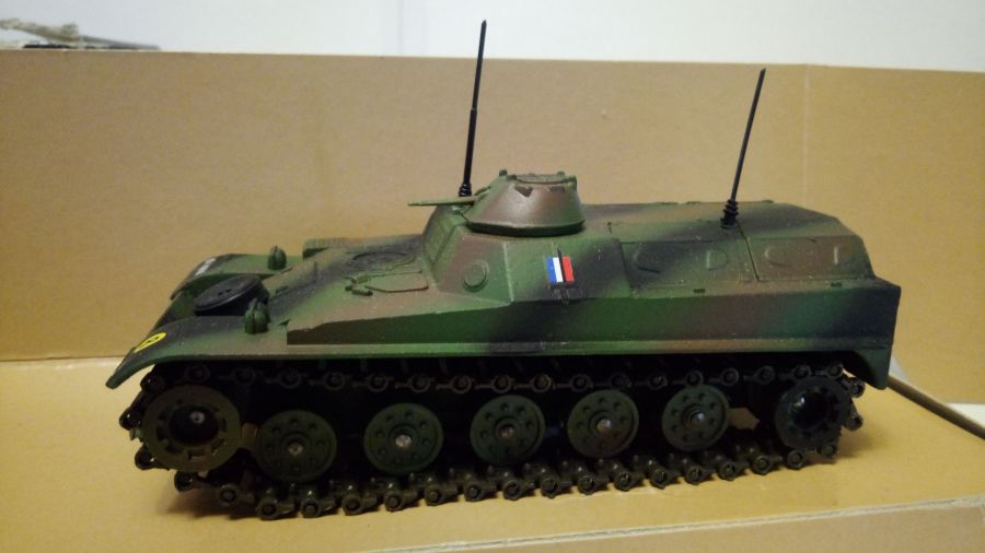 Французская БМП AMX 13 VTT в масштабе 1/50 (VEREM)