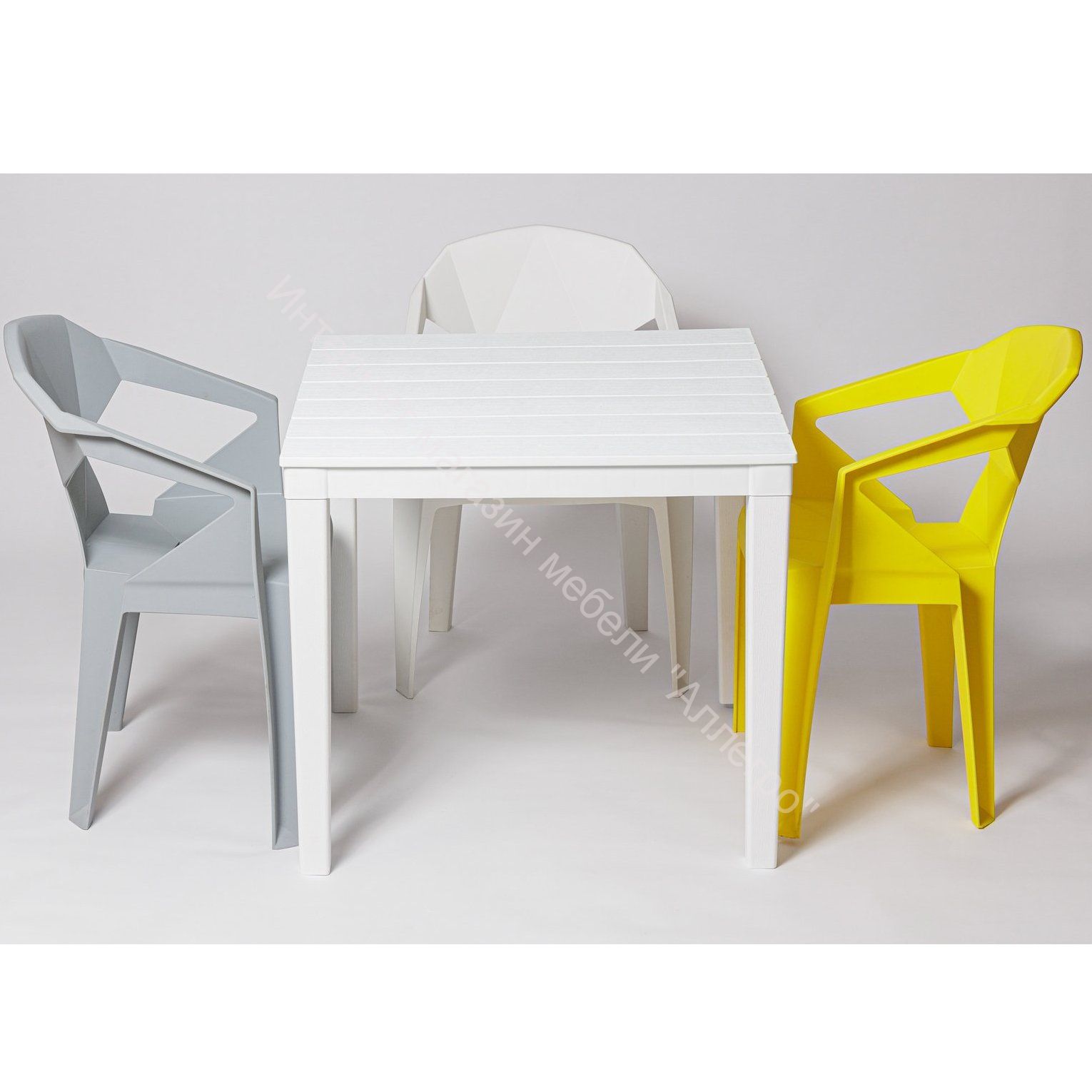 Комплект Стол Румба 800х800 мм белый, стулья Румба пластик белый, желтый, серый