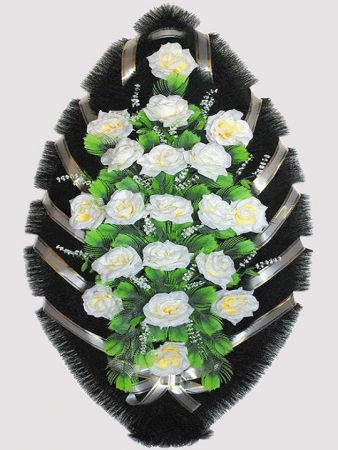 Фото Ритуальный венок из искусственных цветов #27 белый из роз и зелени
