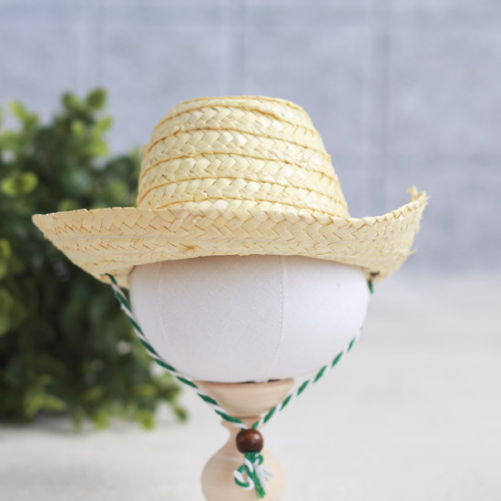 Кукольный аксессуар - Соломенная шляпа с полями и шнурочком