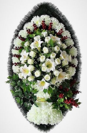 Фото Ритуальный венок из искусственных цветов - Элит #18 из белых роз, хризантем и зелени