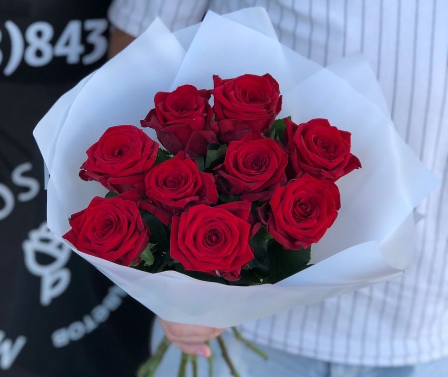 Букет из 9 красных роз