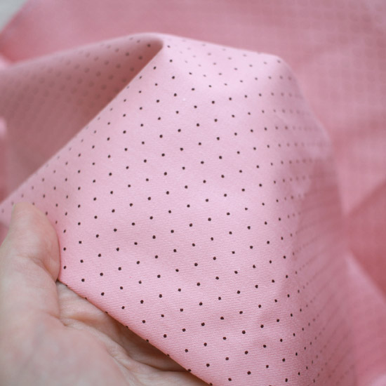 Ткань Хлопок черная точка на пыльно-розовом 50x40