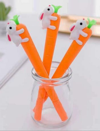 Ручка Зайчик на морковке