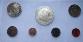 Набор монет Либерия 1975.Футляр 7 монет