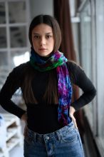 Сияющий жатый бархатный теплый многоцветный мягкий  шарф ручной работы с эффектом перелива  Стихия- Воздух, Air Twisted Multi Coloured Silk Velvet плотность 5