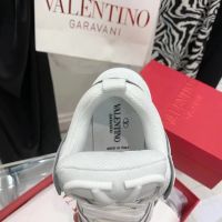 Кроссовки Valentino
