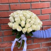 21 белой розы Россия (40)см
