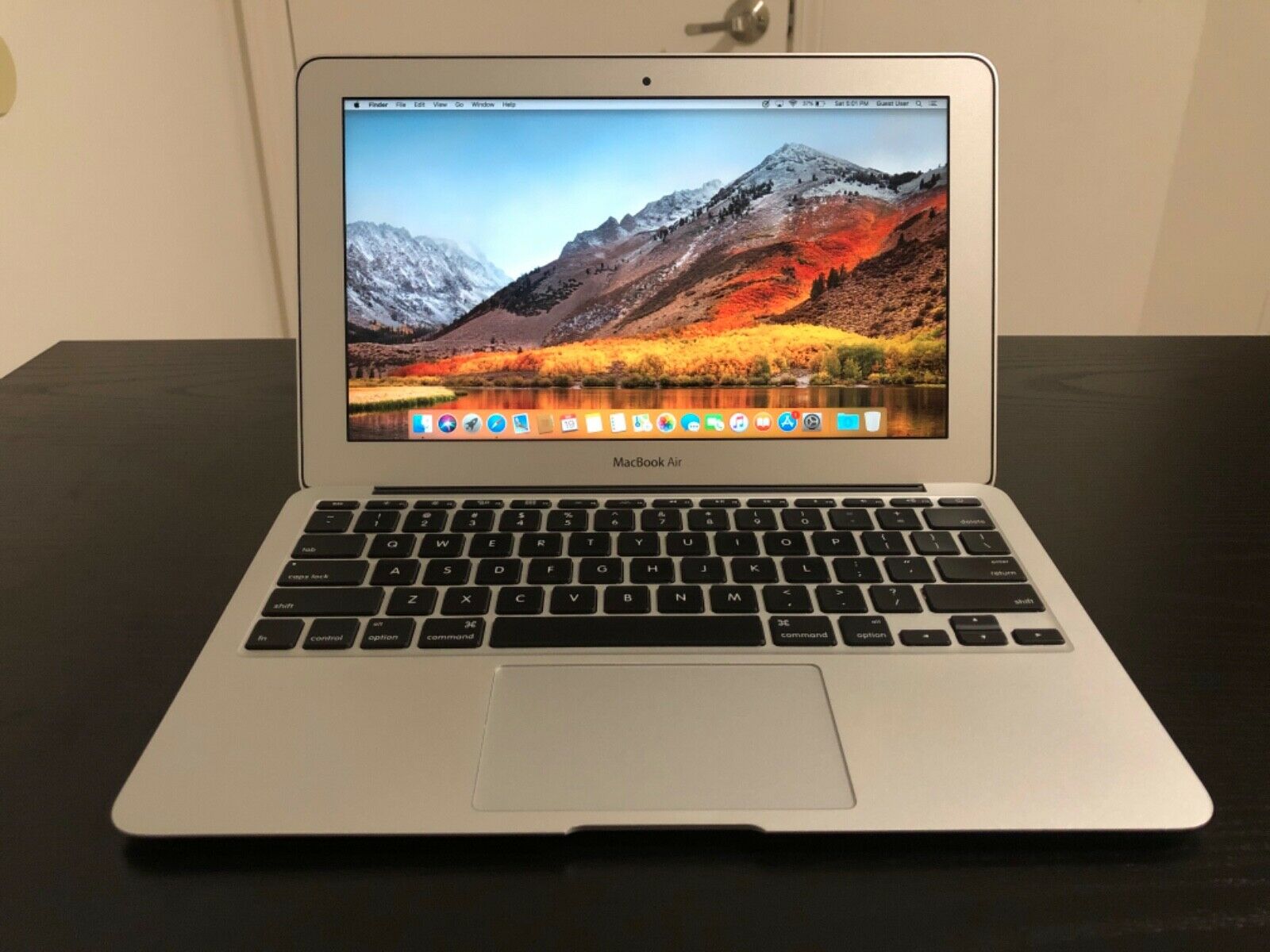Ноутбук apple macbook air m1 256 13.3