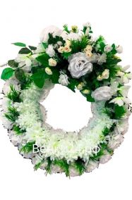 Фото Ритуальный венок Круг белый из гвоздики,хризантемы,розы