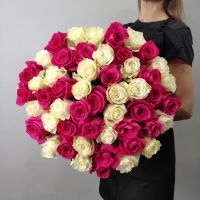 51 бело-розовая роза 60 см