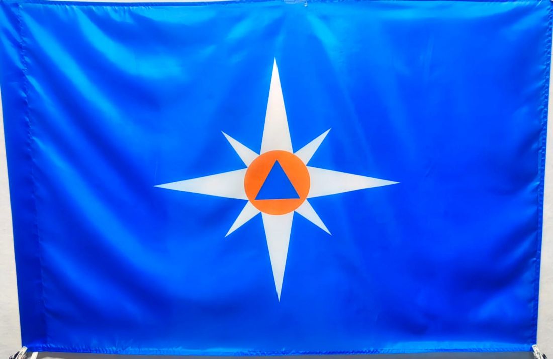 Флаг МЧС России  90х135см