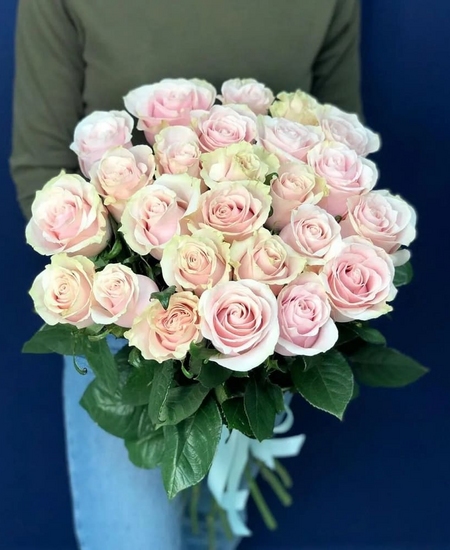 Розы розовые 25 шт 80 см
