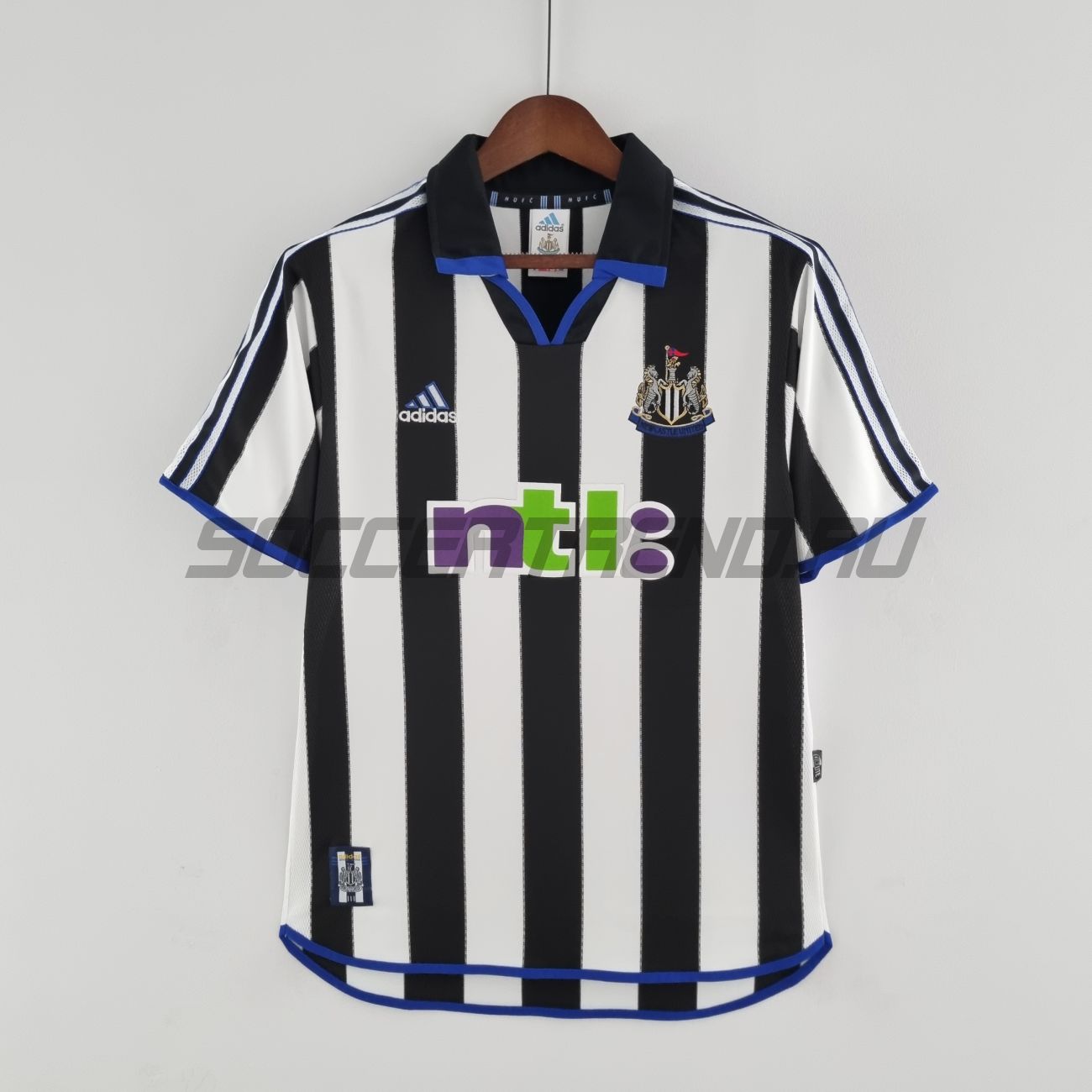 Домашняя форма Newcastle United 00/01