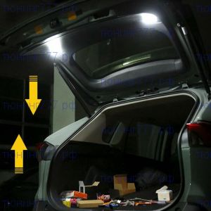 Плафоны подсветки в обшивку двери багажника