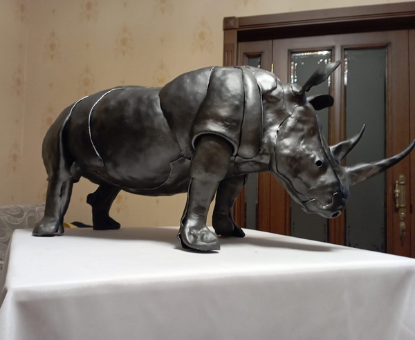 Носорог - скульптура металлическая объёмная