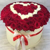 101 роза в шляпной коробке "Романтический Букет"