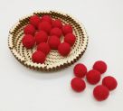 фото Шарики (бусины) из фетра 100% шерсть 2 см 10 штук в упаковке Красный Stamperia Италия