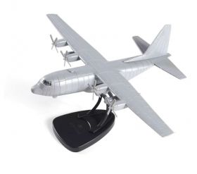 Сборная модель американского самолета Lockheed C-130 Hercules 1:144