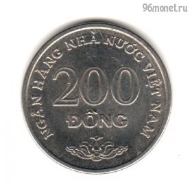 Вьетнам 200 донгов 2003
